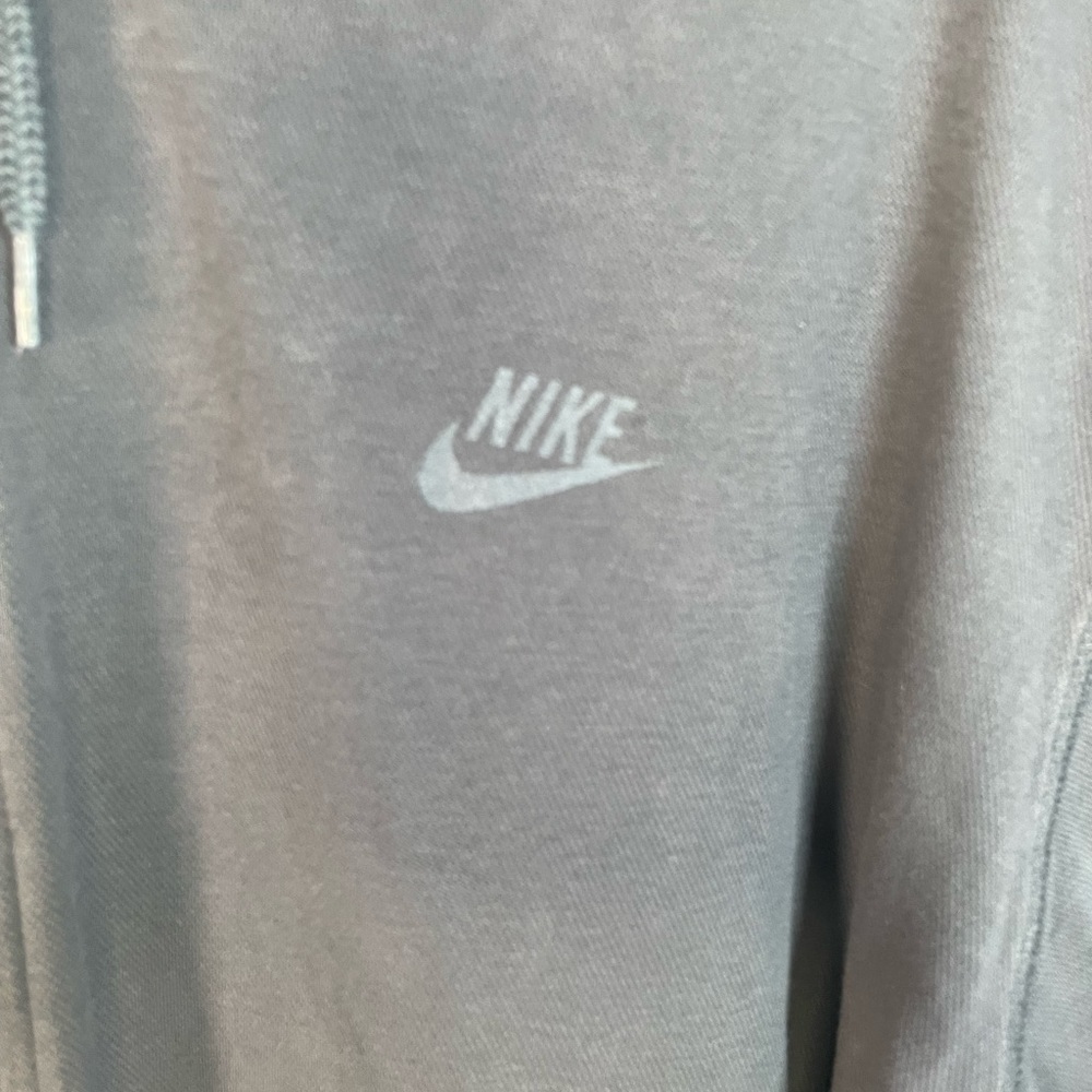 Nike jacket - Picture 2 of 4